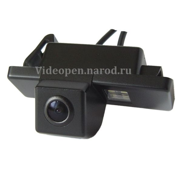 Штатная камера заднего вида Nissan Qashqai, X-Trail, Juke, Note, CRX-211B